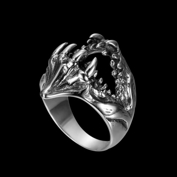 SHARP TEETH RING