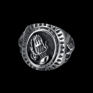 PRAYER HANDS RING